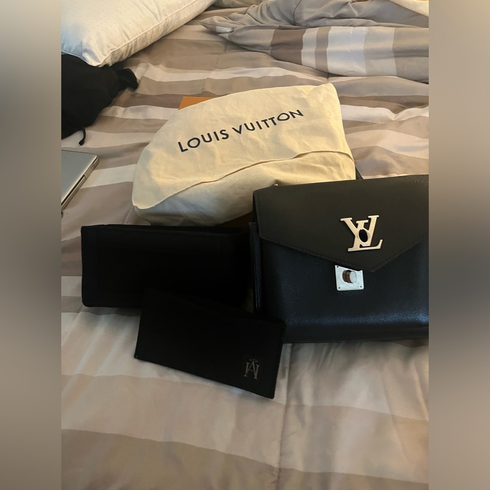 Louis Vuitton, my lockme BB